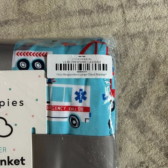 Little Sleepies cloud blanket - Picture 5 of 5